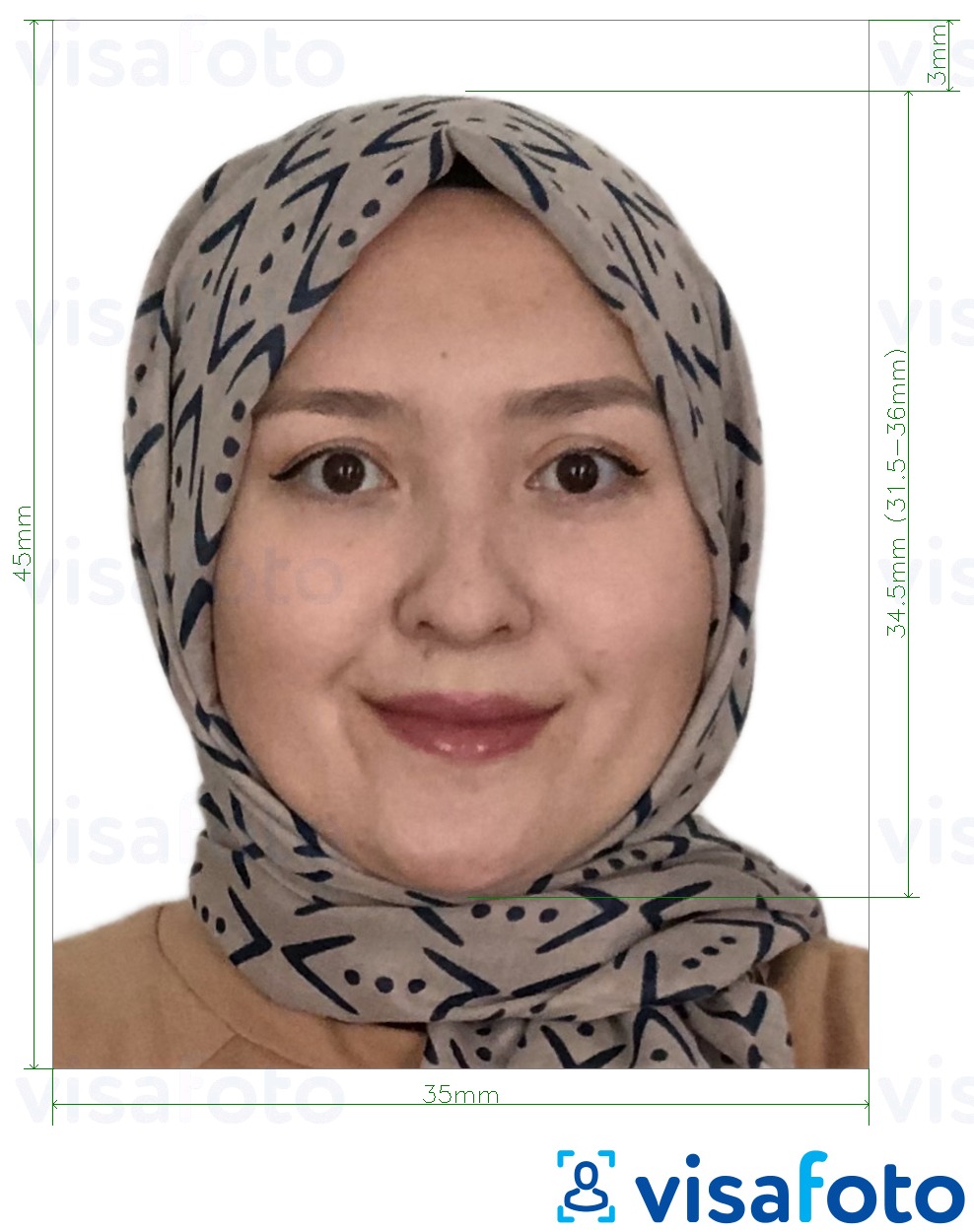 نمونه ی یک عکس برای پاسپورت تاجیکستان 3.5x4.5 سانتی متر (35x45 میلی متر) با مشخصات دقیق